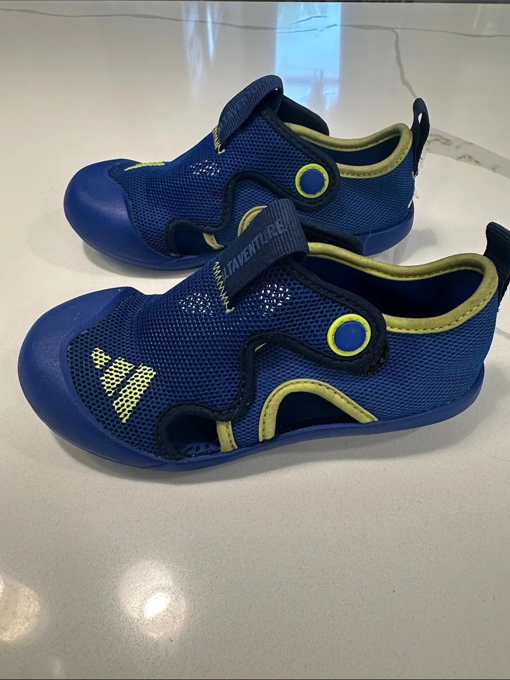 Adidas Altaventure 3.0 swim royal blue dark blue slime 11K 💙💚